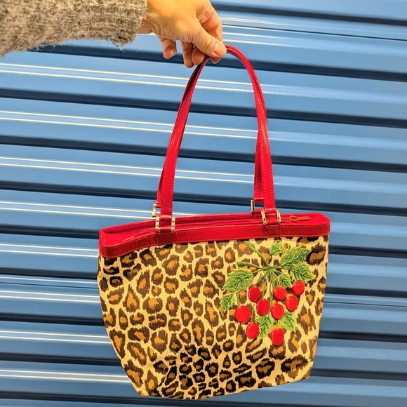 ISABELLA FIORE Y2K leopard cherry purse bag - Picture 2 of 11